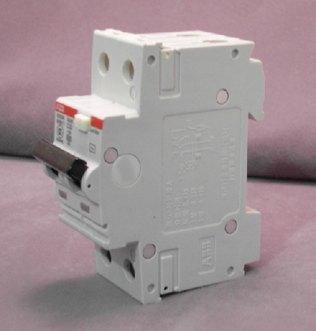 ABB断路器\空气开关 S261 C25A 1P 25A 漏电断路器