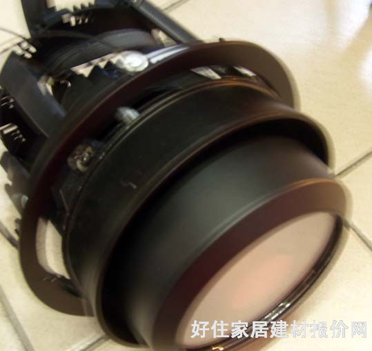 MASTER±  70w ɫ