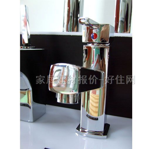 华艺面盆龙头 EH16142C 冷热 单把双孔 无 不锈钢