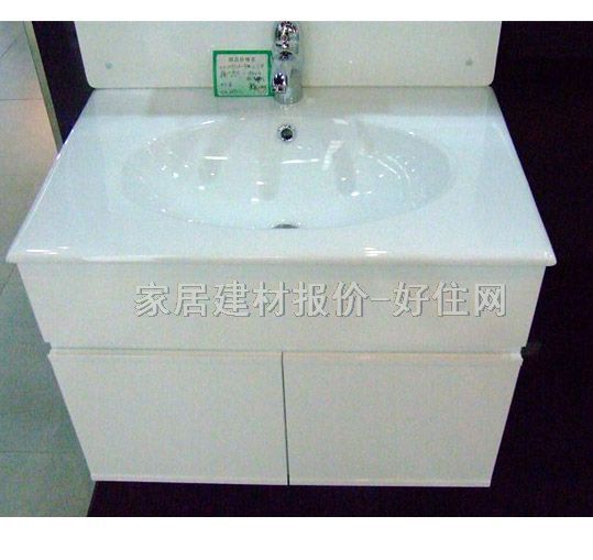 辵 PVC W912B-700 ù
