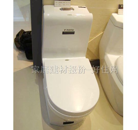 连体马桶坐厕 829 未知