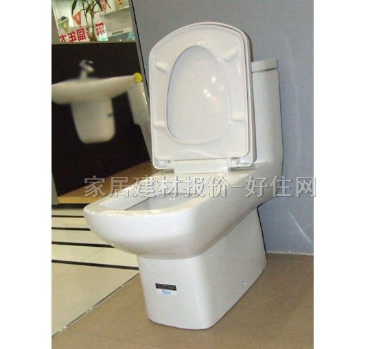 乐家连体马桶坐厕 675mm×385mm×高698mm