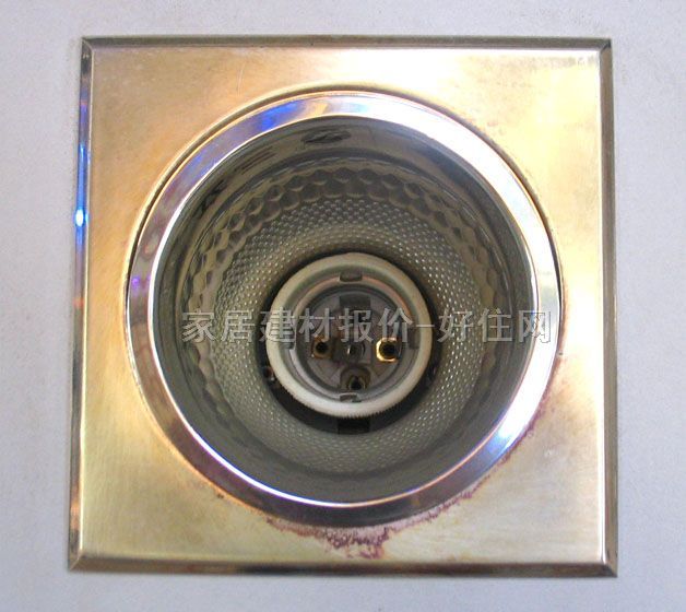 暗装嵌入筒灯 828F Φ100mm  直式 Φ 3.5寸