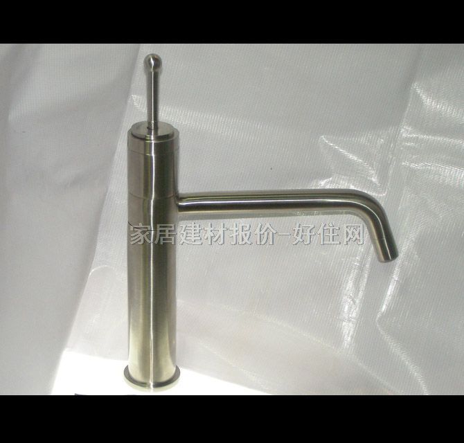 面盆龙头 K107 冷热 单把双孔 无 不锈钢