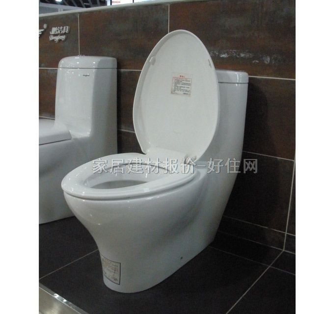 东鹏连体马桶坐厕 W049105TYQ 未知