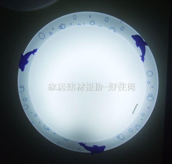  2053 Բ ִз ɫǿ