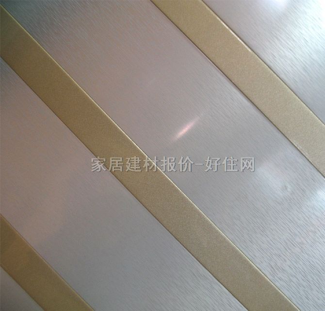 迪而泰铝扣条形天花 覆膜银点拉丝 6000mm×150mm