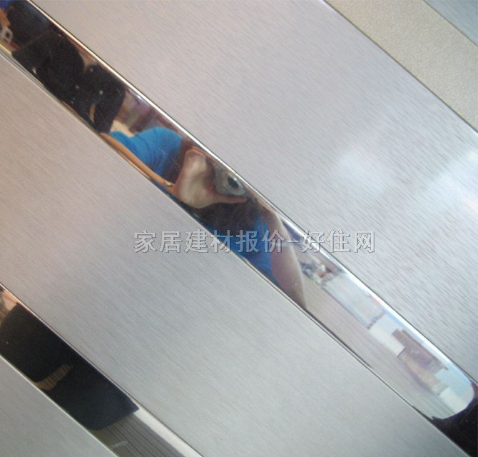 迪而泰铝扣条形天花 覆膜银点拉丝 6000mm×150mm