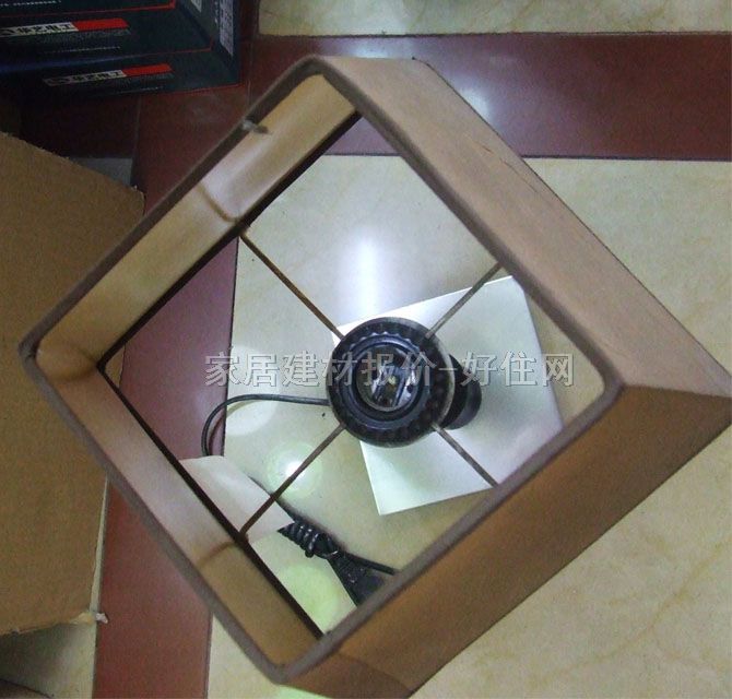 飞艺台灯  MT-026 高未知cm 现代流行 牛皮纸灯罩 金属灯架