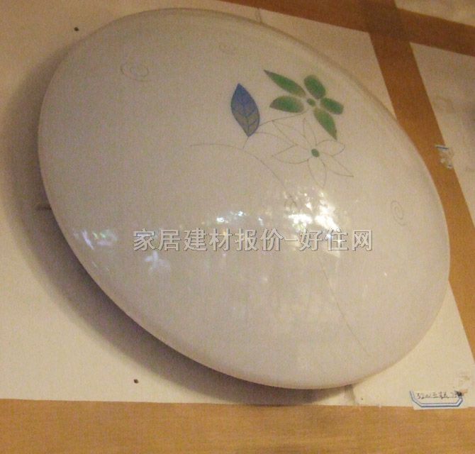 亮派吸顶灯 卧室吸顶灯五星花 圆形 现代流行风格 白底带图案亚克力