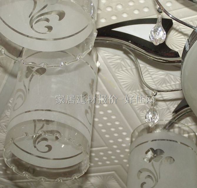 洪都吊灯 7218/8＋3头 金属灯架+磨砂玻璃灯罩 现代流行风格 Φ950mm 白色