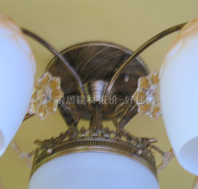 洪都吊灯 8352/5+1 金属灯架+磨砂玻璃灯罩 现代流行风格 Φ600mm 白色