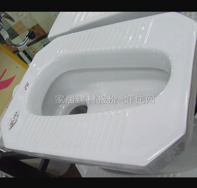 金舵蹲厕   523 540mm×470mm×高200mm