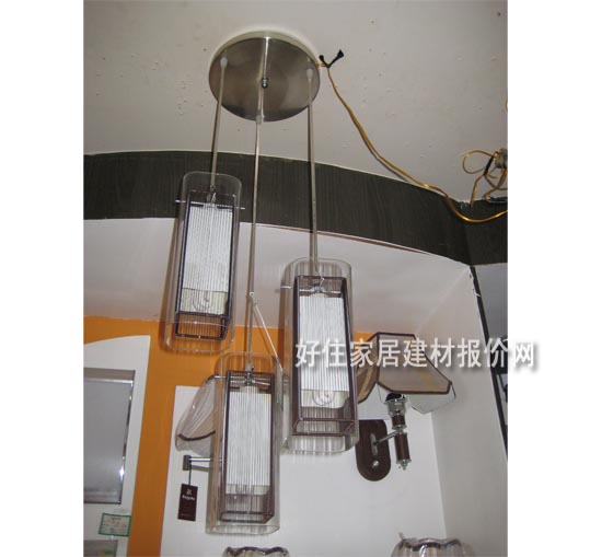 吊灯 餐厅三头 金属灯架+工艺玻璃灯罩 现代流行风格 白色